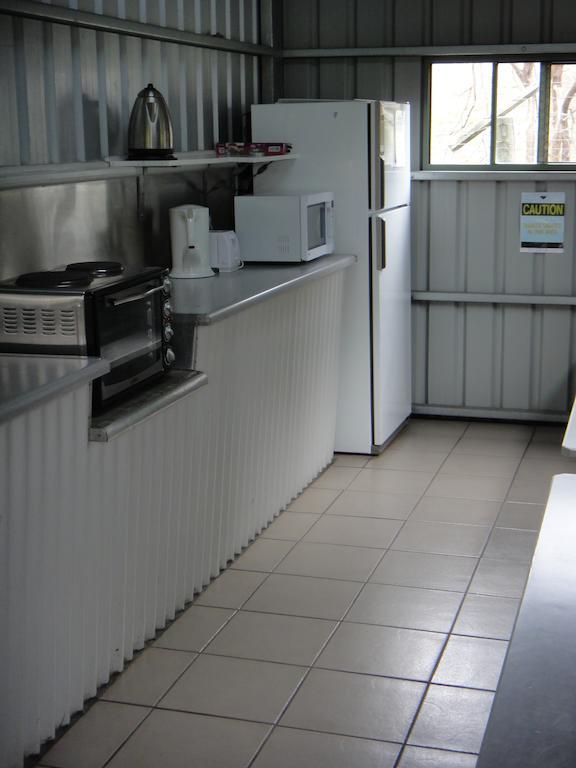 Lake Albert Caravan Park Hotel Meningie Bagian luar foto
